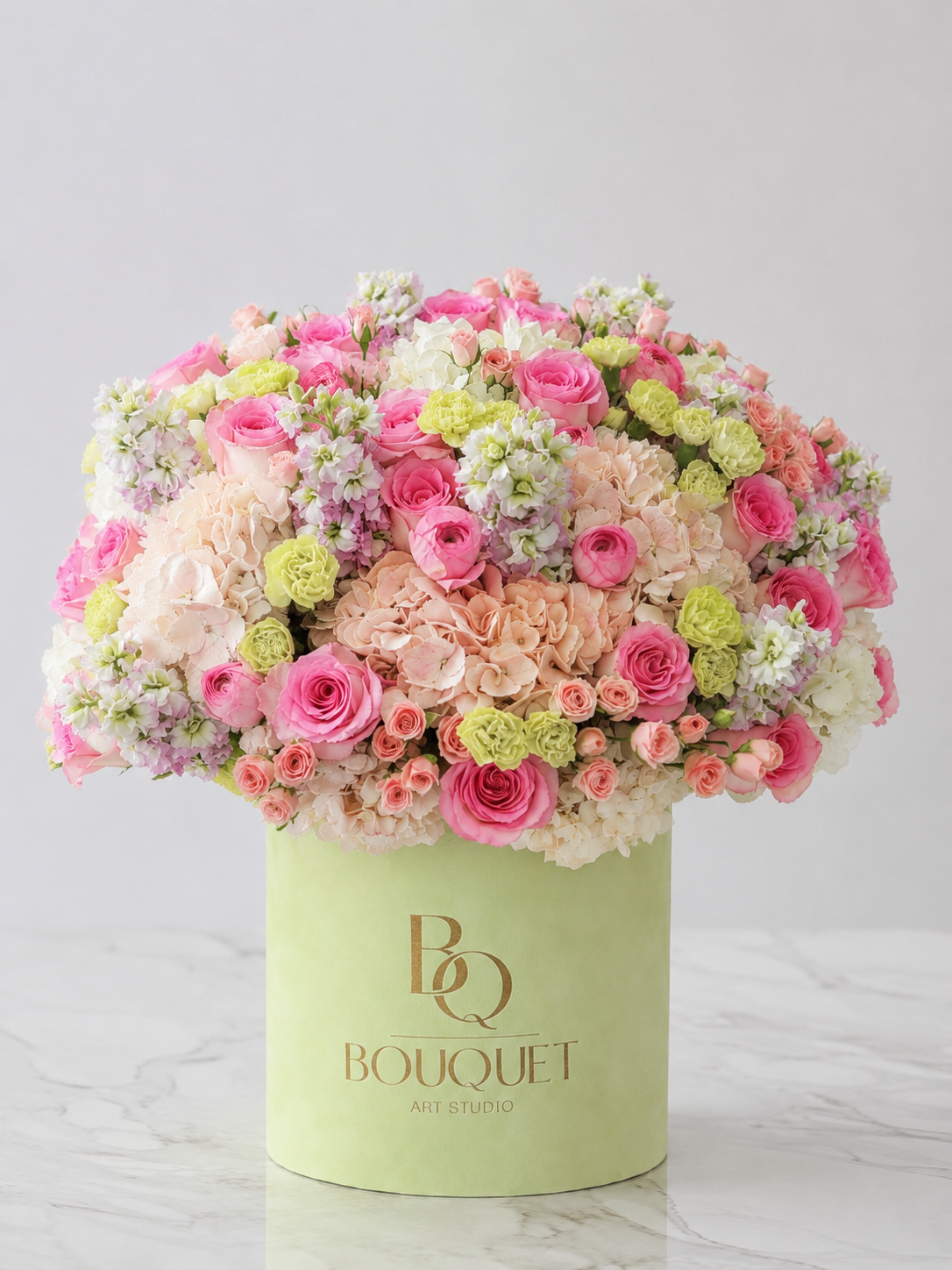 Pinck roses & mix flowers