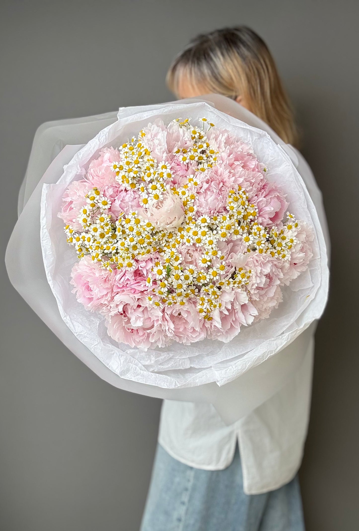 Bouquet Peonies & Chamomile