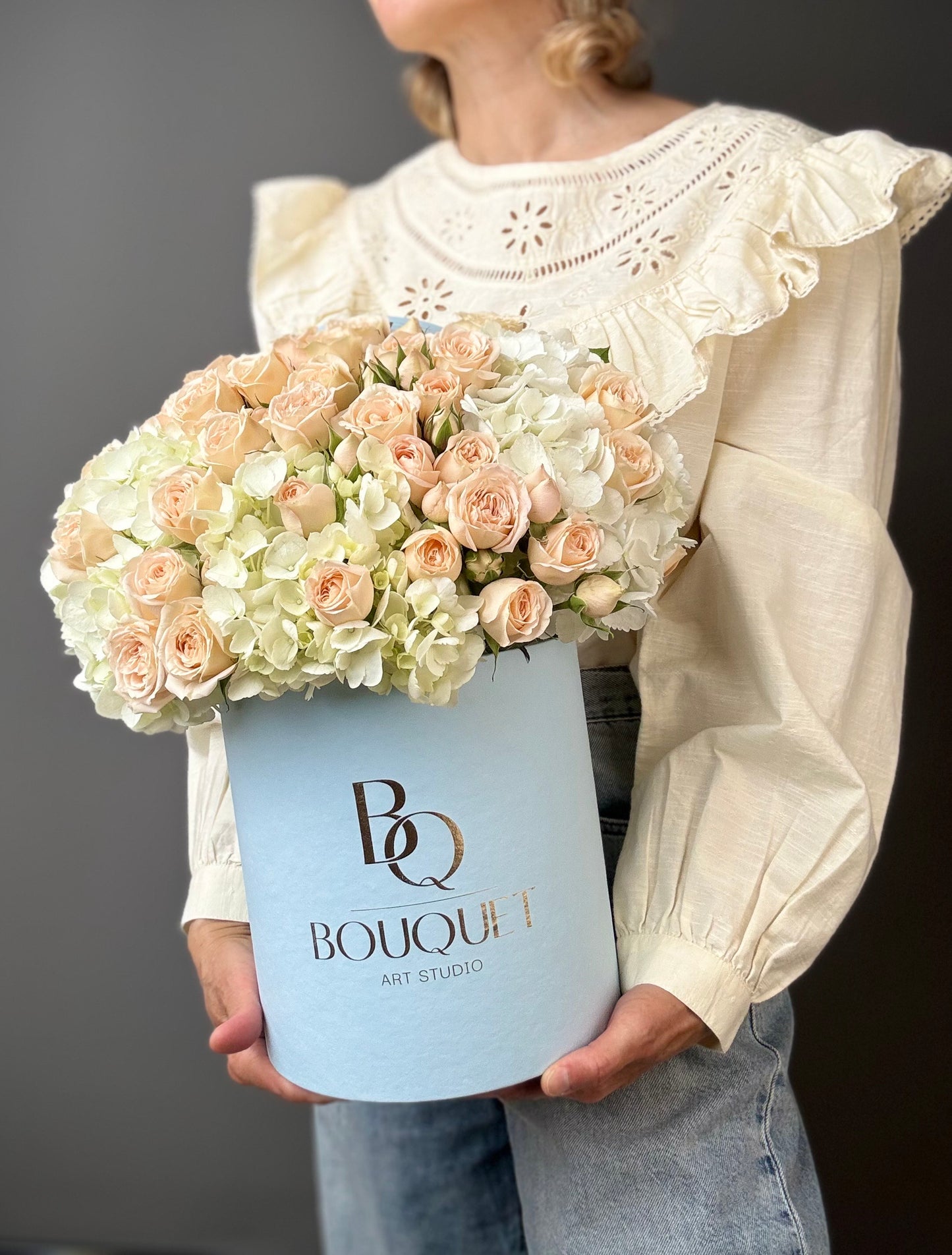Velvet Crème — Hydrangea & Spray Roses