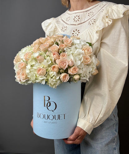 Velvet Creme & Sky Blue