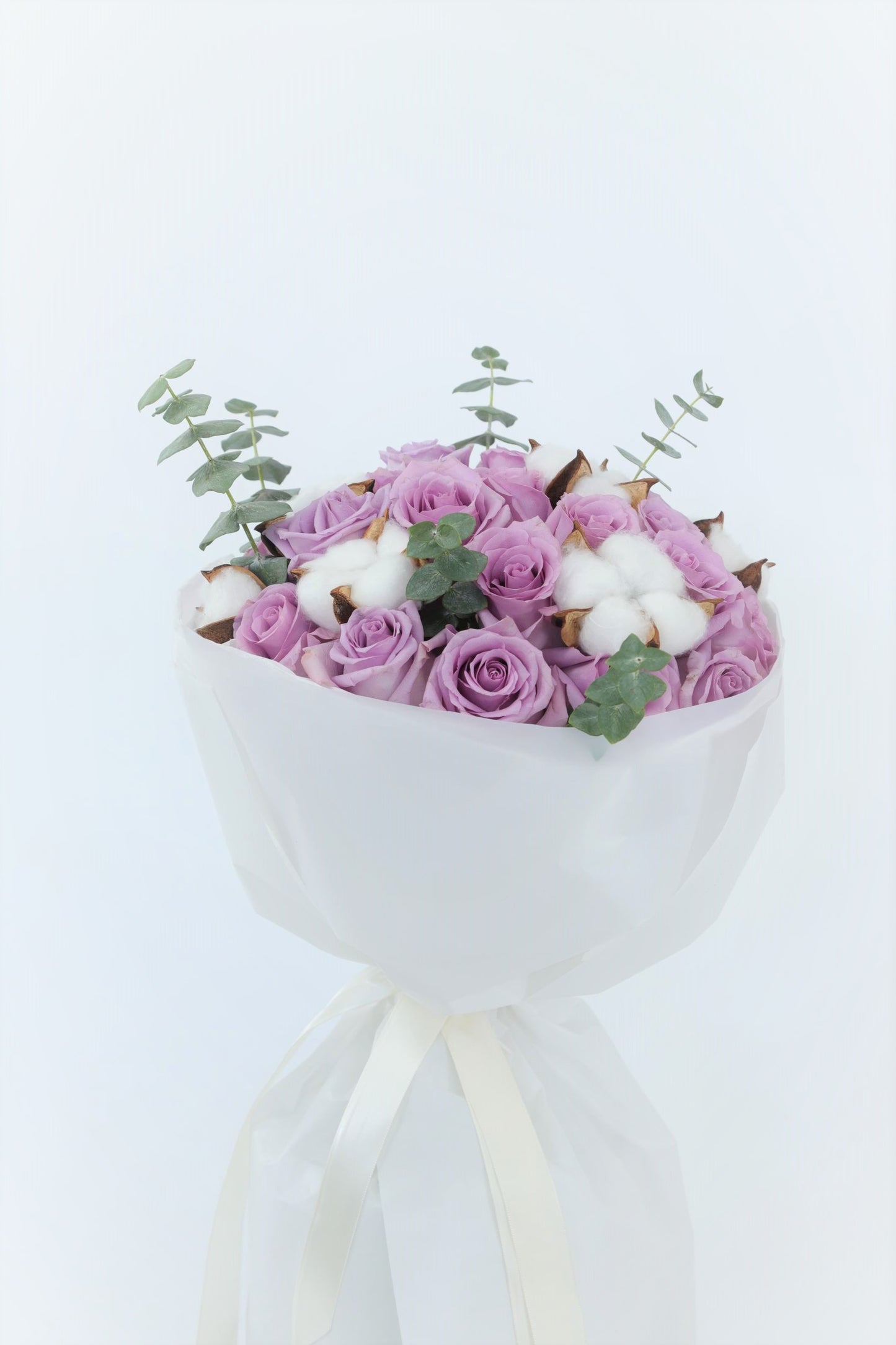 LAVENDER ROSES & WHITE COTTON