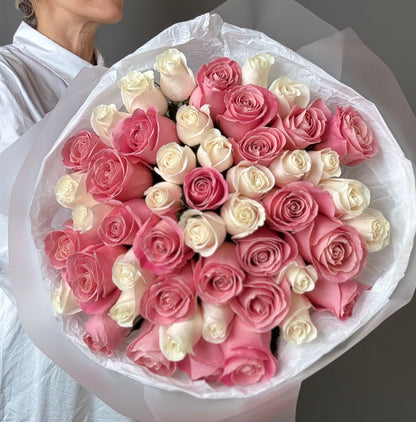 LUXURY WHITE & PINK ROSES BOUQUET