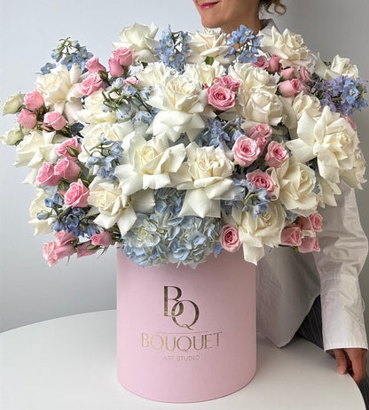 LUXURY WHITE ROSES, BLUE HYDRANGEA & PINK SPRAY ROSES IN HAT BOX | BQ BOUQUET