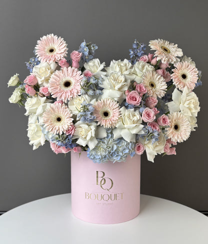 PASTEL ROSES | LUXE ARRANGEMENT| PREMIUM FLOWER BOX | BQ BOUQUET