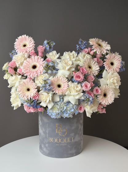 PASTEL ROSES | LUXE ARRANGEMENT| PREMIUM FLOWER BOX | BQ BOUQUET