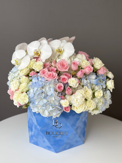BLUE HARMONY BOX & ORCHIDS | BQ BOUQUET |