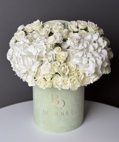 WHITE FLOWERS | BQ BOUQUET | PREMIUM  VELVET FLOWERS BOX