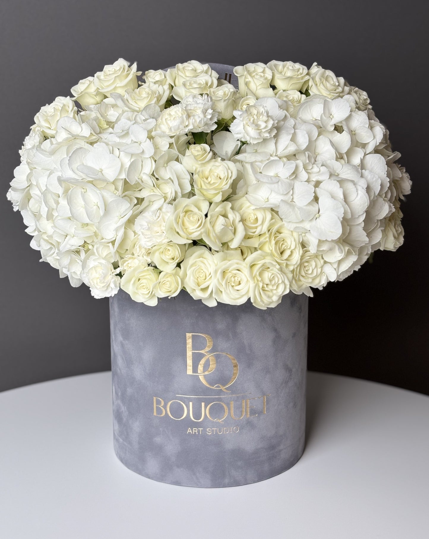 WHITE FLOWERS | BQ BOUQUET | PREMIUM  VELVET FLOWERS BOX