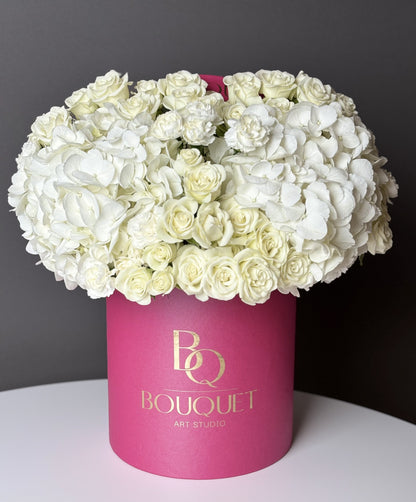 WHITE FLOWERS | BQ BOUQUET | PREMIUM  VELVET FLOWERS BOX