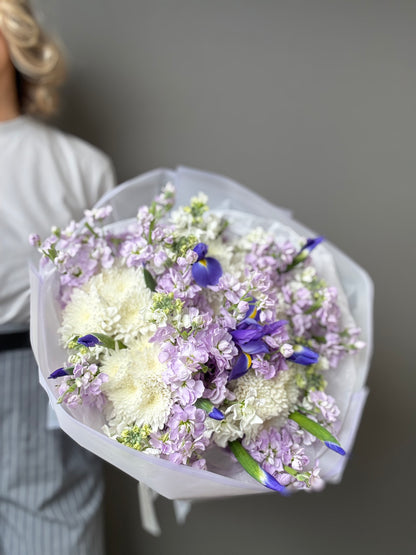LUXURY LAVENDER STOCK & IRIS BOUQUET IN COSTA MESA