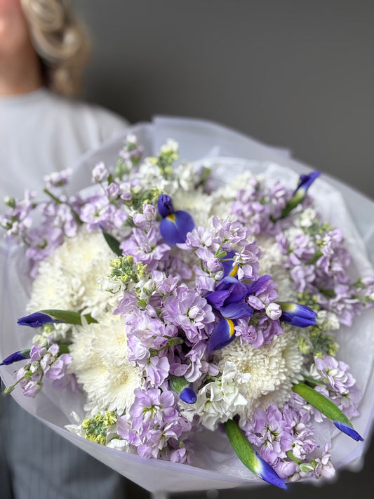LUXURY LAVENDER STOCK & IRIS BOUQUET IN COSTA MESA
