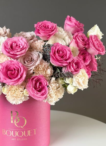 SILK ROSE COLLECTION – BESTSELLER HAT BOX IN SAN CLEMENTE