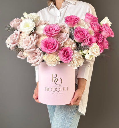 SILK ROSE COLLECTION – BESTSELLER HAT BOX IN SAN CLEMENTE