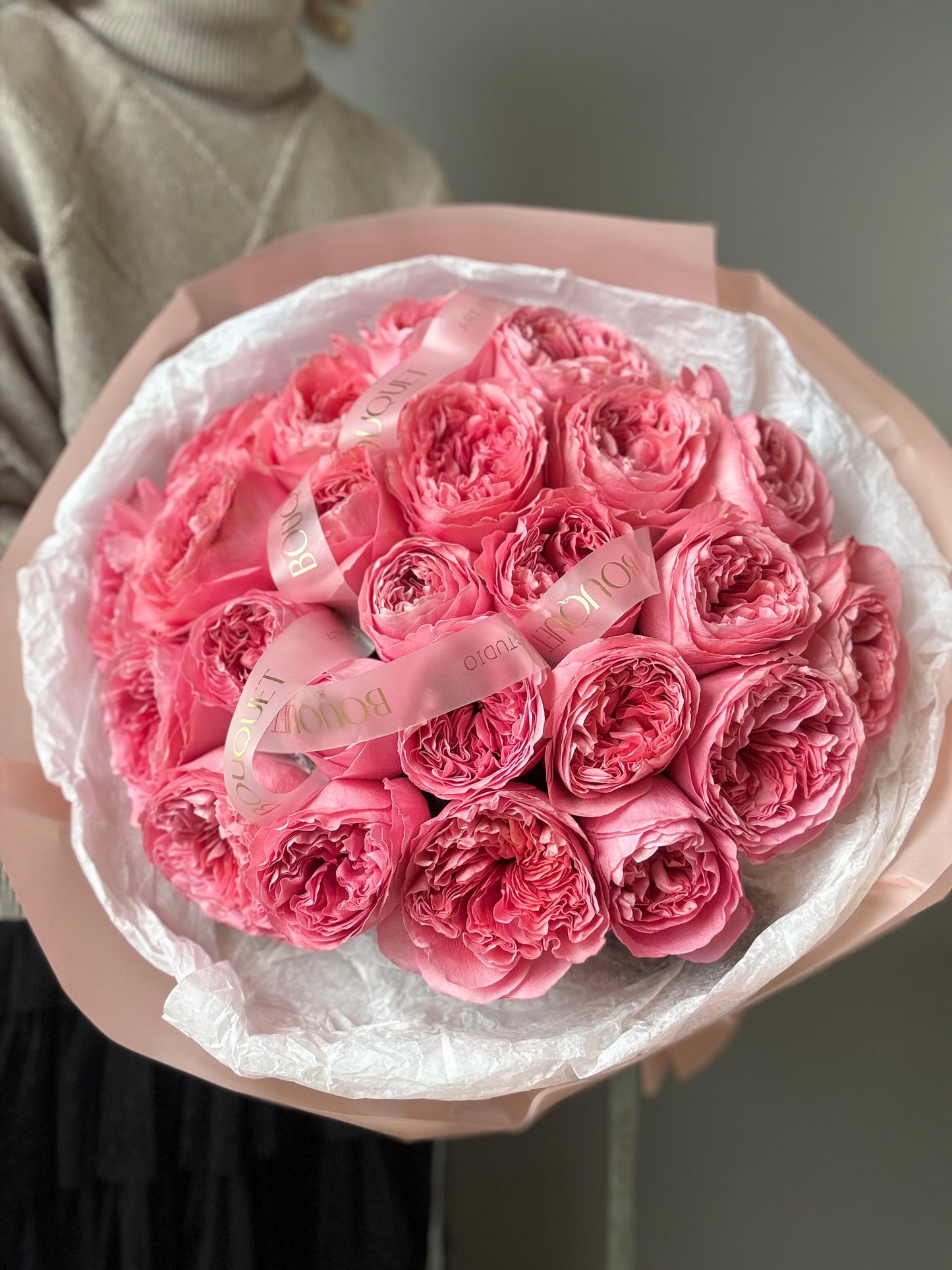 LUXURY PINK CANDY EXPRESSION ROSES BOUQUET / NEWPORT BEACH