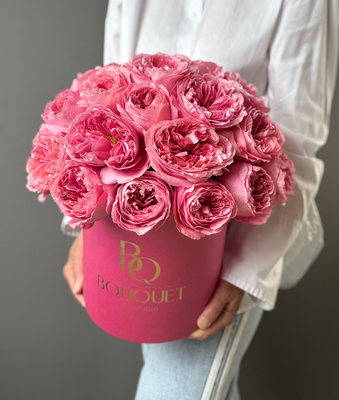 CANDY EXPRESSION GARDEN ROSES BOX IN NEWPORT BEACH