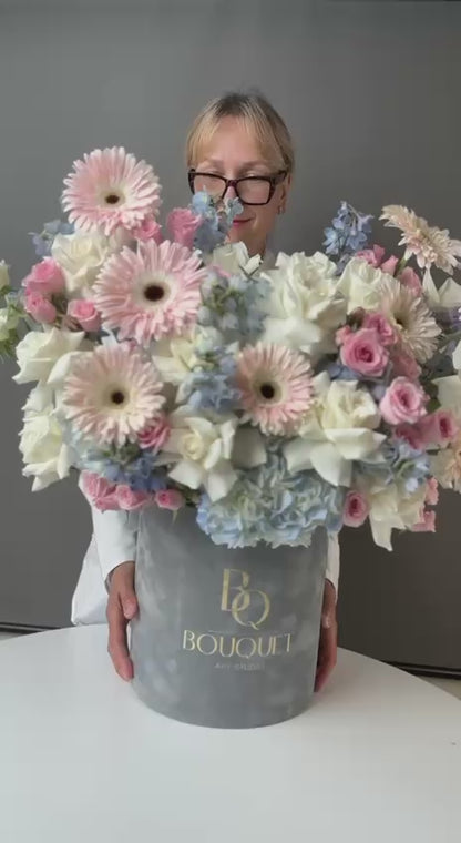 PASTEL ROSES | LUXE ARRANGEMENT| PREMIUM FLOWER BOX | BQ BOUQUET